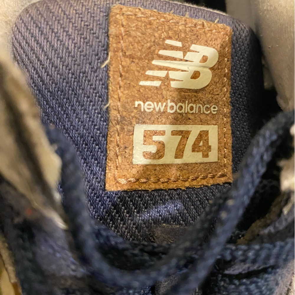 New Balance Men's Navy and Tan Sneakers - Picture 4 of 9